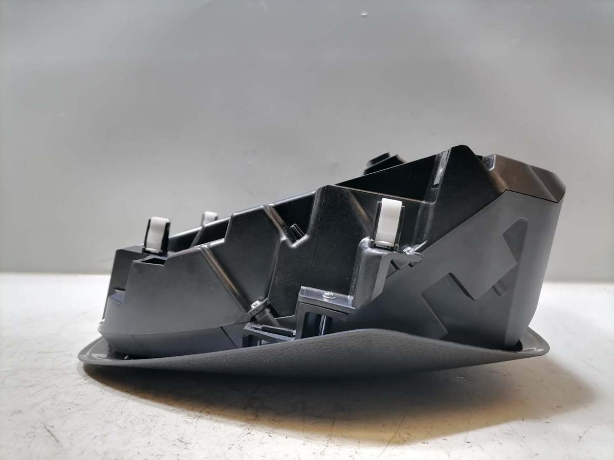 Mitsubishi Eclipse Cross original Head Up Display Bj.2023